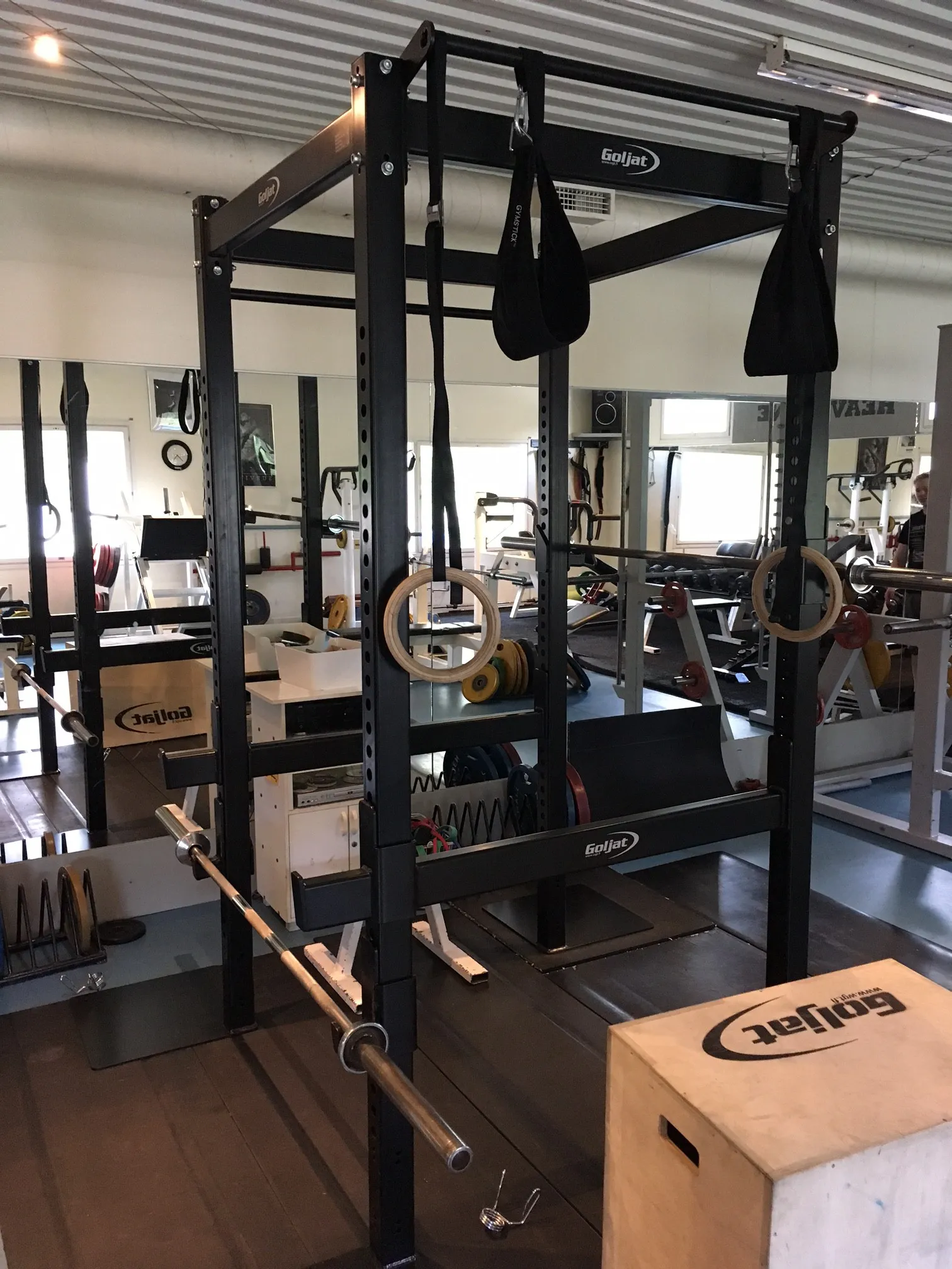 Goljat Power rack ja Crossfit rack kuva