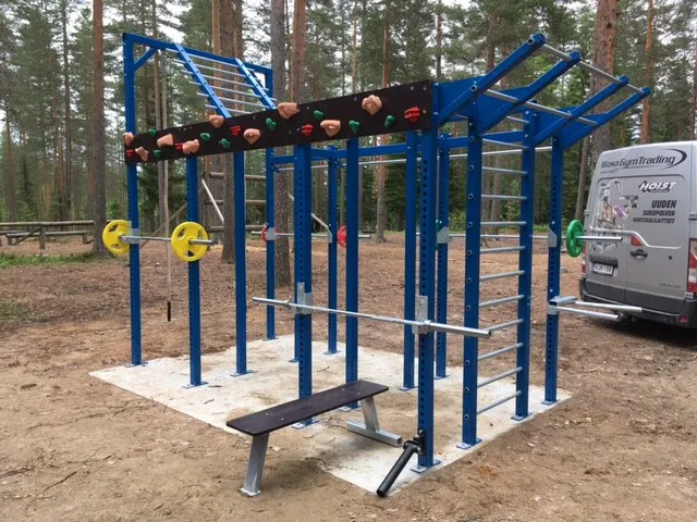Goljat Power rack ja Crossfit rack kuva