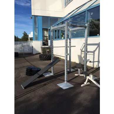 Goljat Power rack ja Crossfit rack kuva