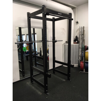 Goljat Power rack ja Crossfit rack kuva