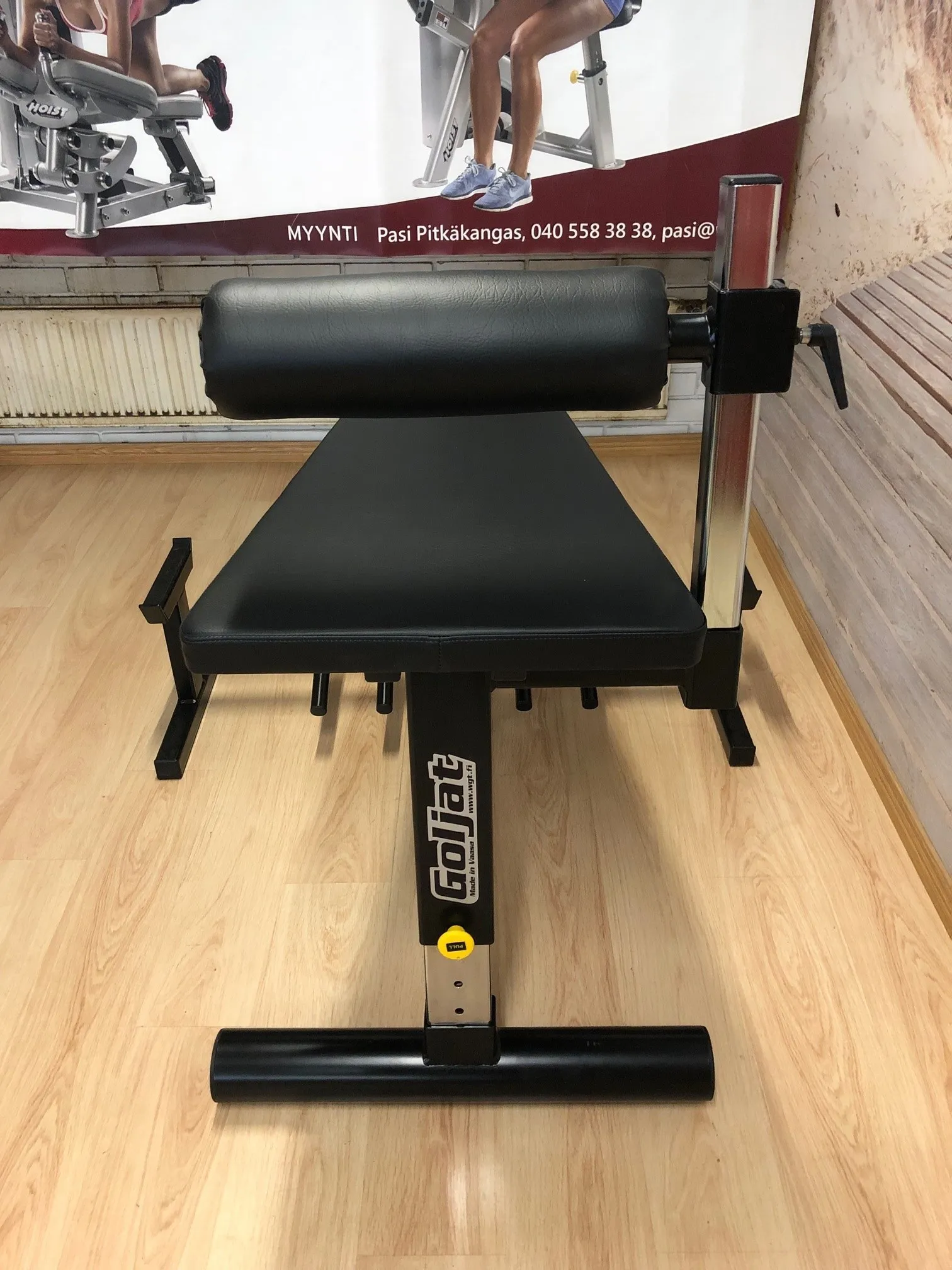 Goljat Seal Row Bench - Hyljesoutupenkki kuva